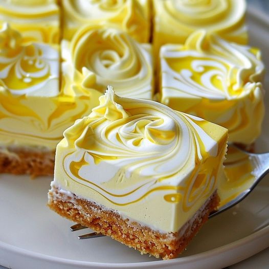 Elegant Lemon Marbled Cheesecake Bars Recipe