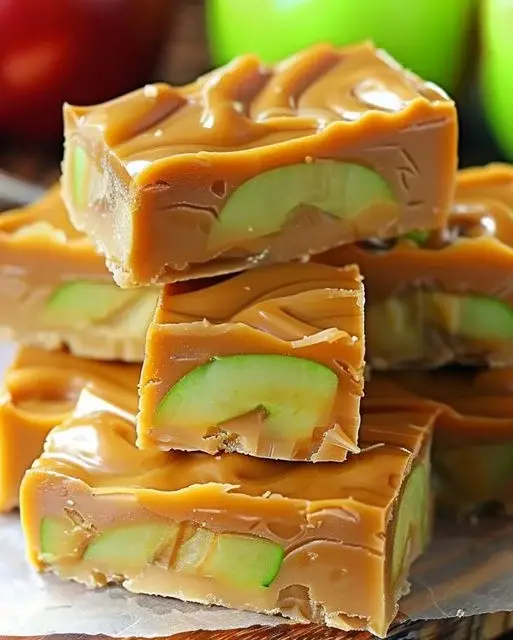 Caramel Apple Fudge Recipe: Sweet and Tangy Treat