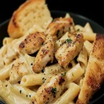 Cajun-Spiced Chicken Pasta with Creamy Parmesan Sauce