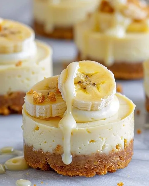 Mini Banana Pudding Cheesecakes | Easy Dessert Recipe