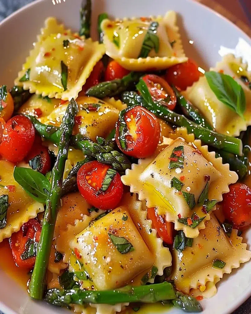 Ravioli with Tomatoes and Asparagus | Quick Pasta Meal