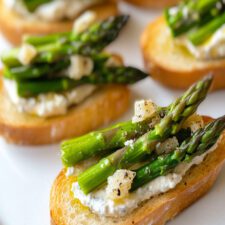 Cold Asparagus Crostini Appetizer – Easy Vegan Recipe