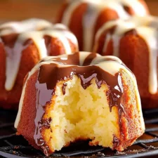 Mini Bundt Cakes - Rich Chocolate Swirled Vanilla Cakes Recipe