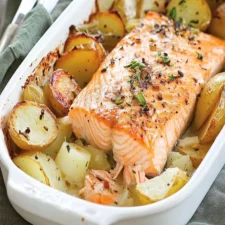 Saumon, Poireaux et Pommes de Terre au Four Recipe